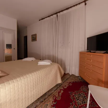 La Casina Di Monica Apartment *